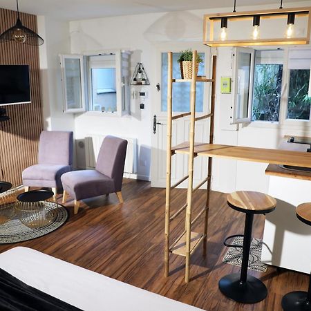 Eiffel Tour Cosy Chesterfield Париж Экстерьер фото